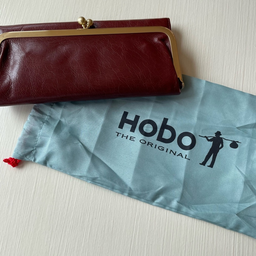 NWT HOBO Rachel Continental Wallet in Vintage hide leather Mahogany